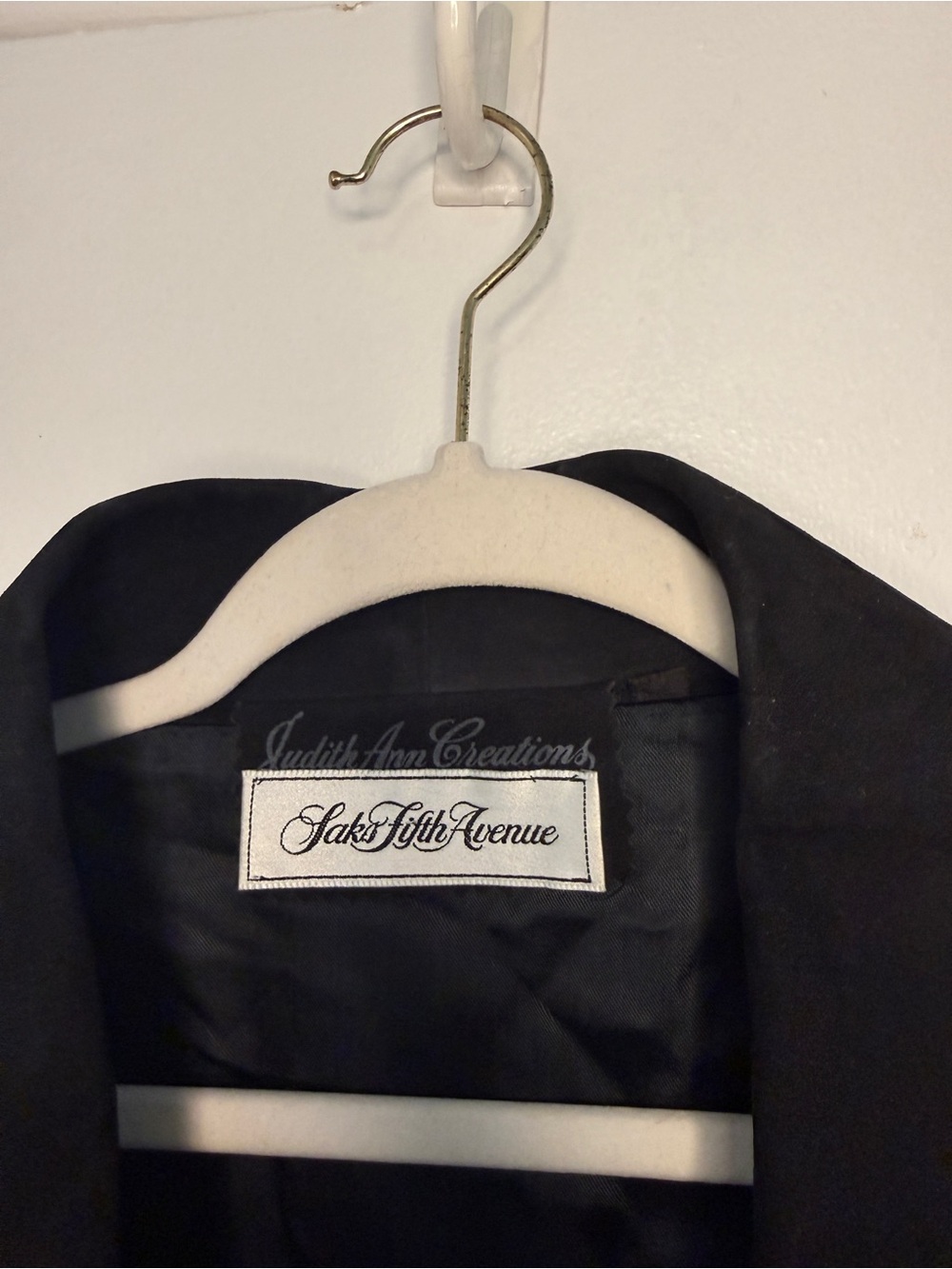 Saks Fifth Ave Judith Ann Creation Black Embellished Suede Jacket - Picture 6 of 6